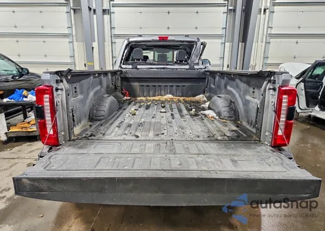 2024 Ford F450 Super Duty z USA, uszkodzony, nr VIN 1FT8W4DM4REF02919